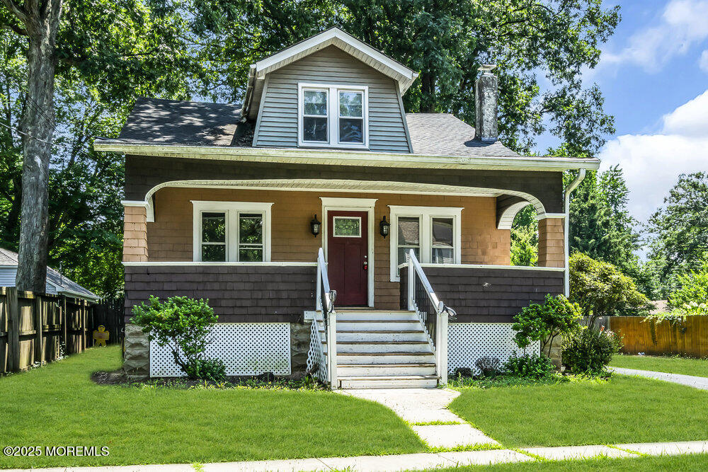 77 Woodland Avenue