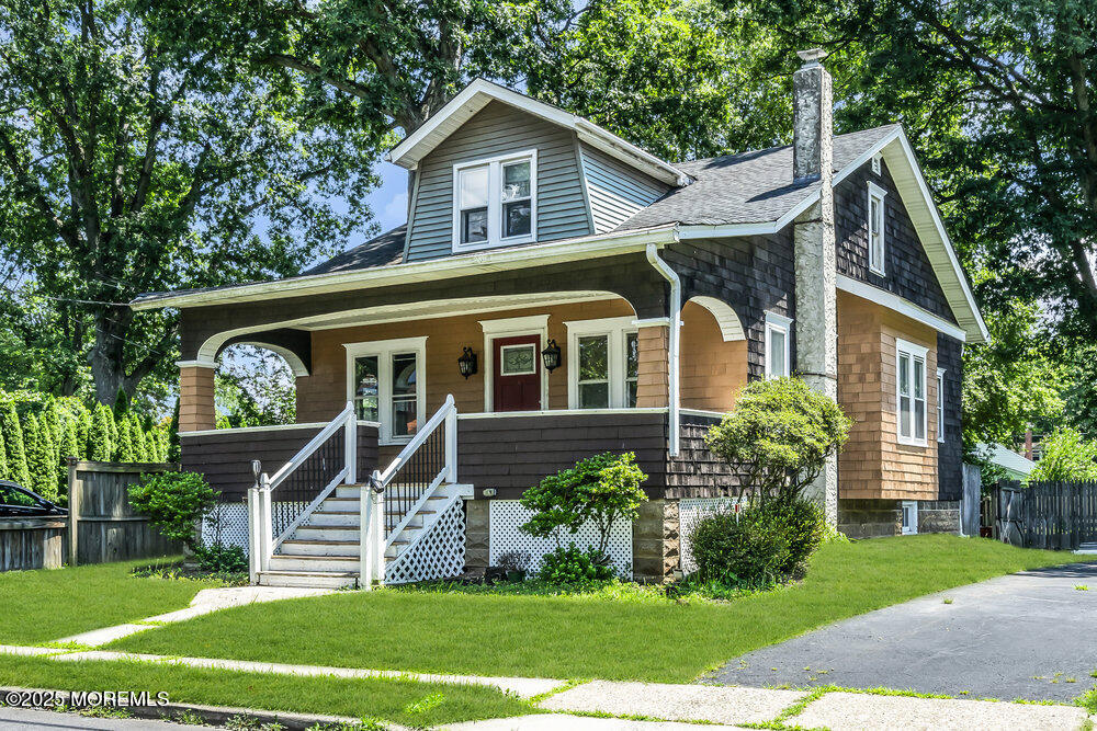 77 Woodland Avenue