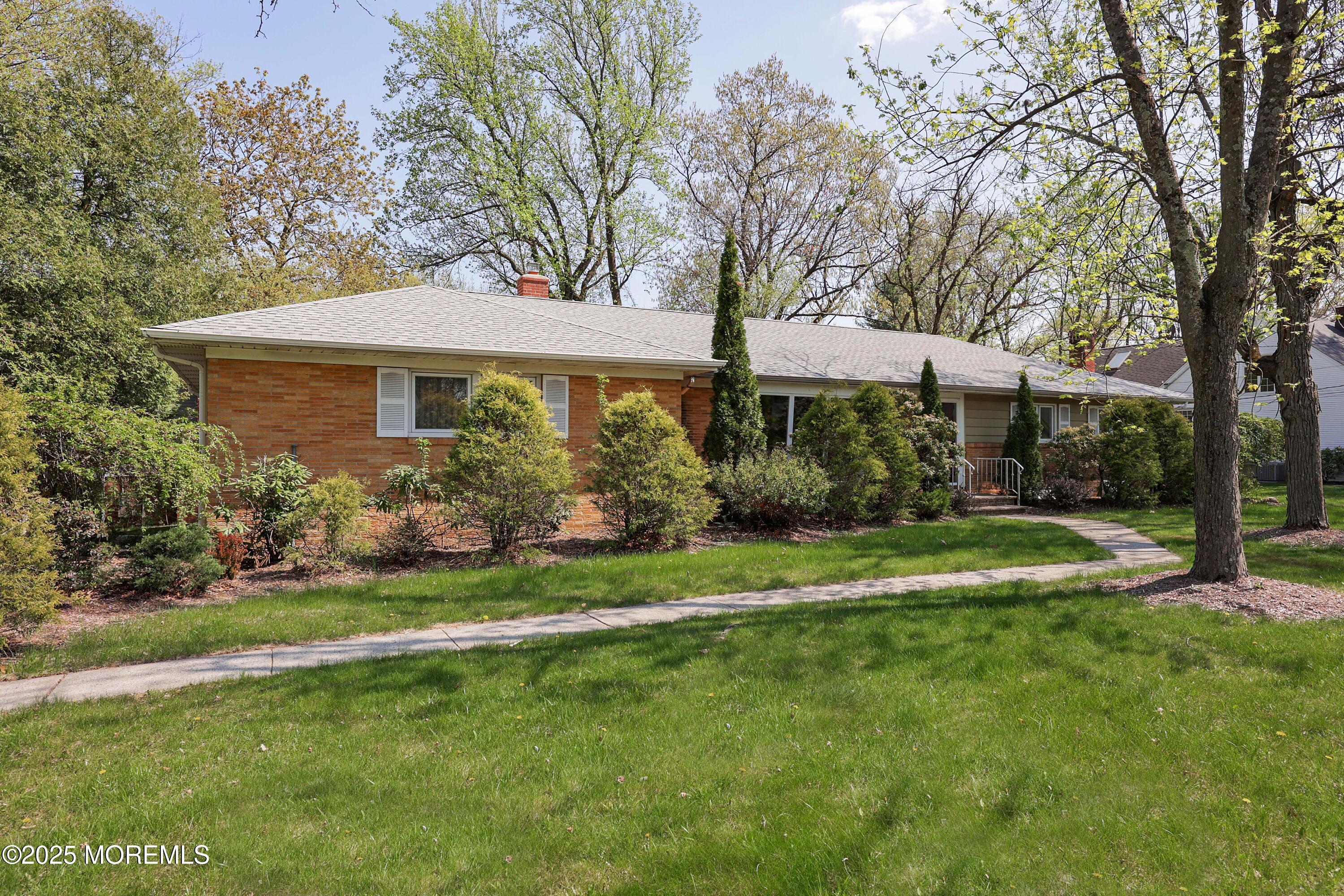 70 High Point Drive, Springfield, New Jersey image 3