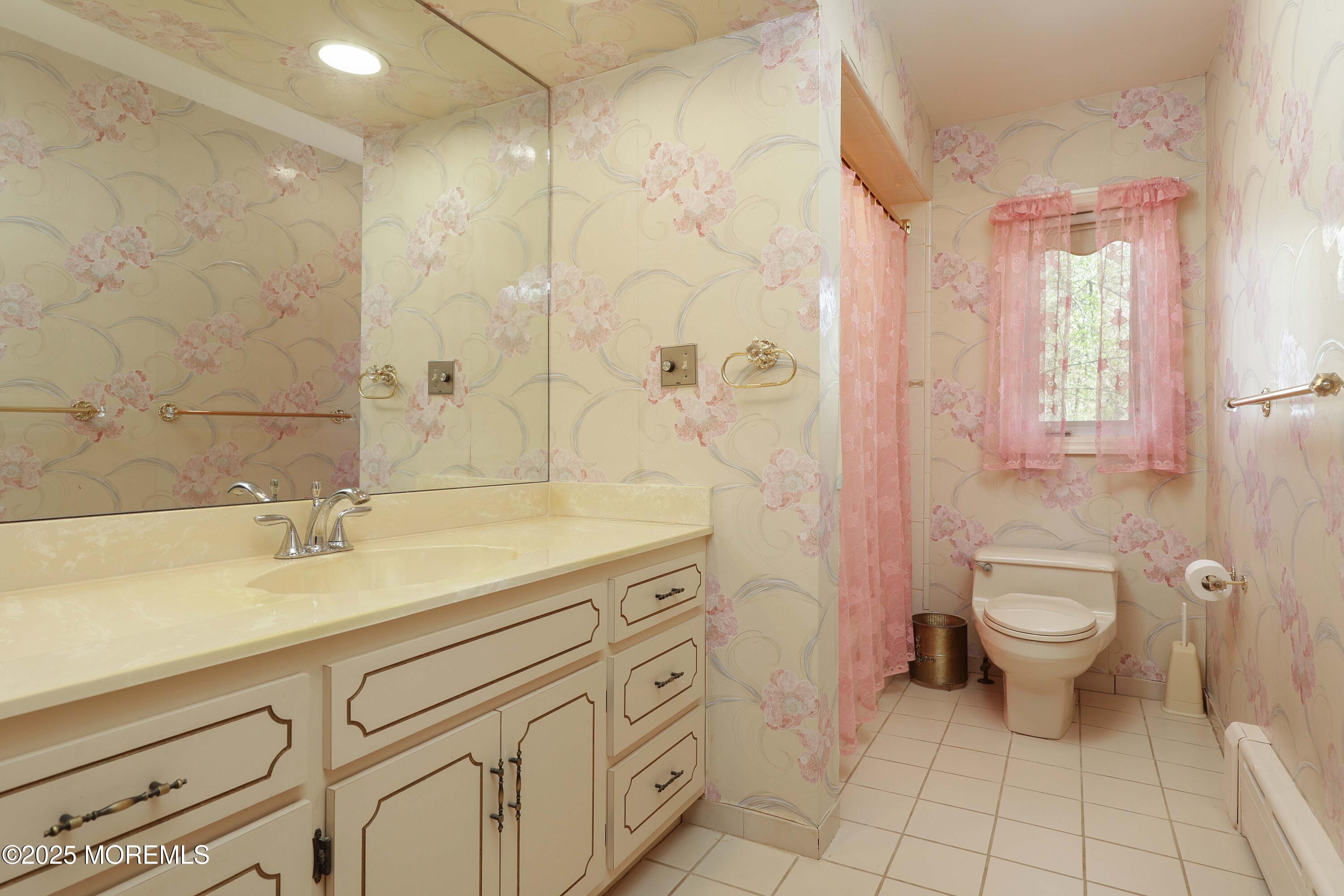 70 High Point Drive, Springfield, New Jersey image 24