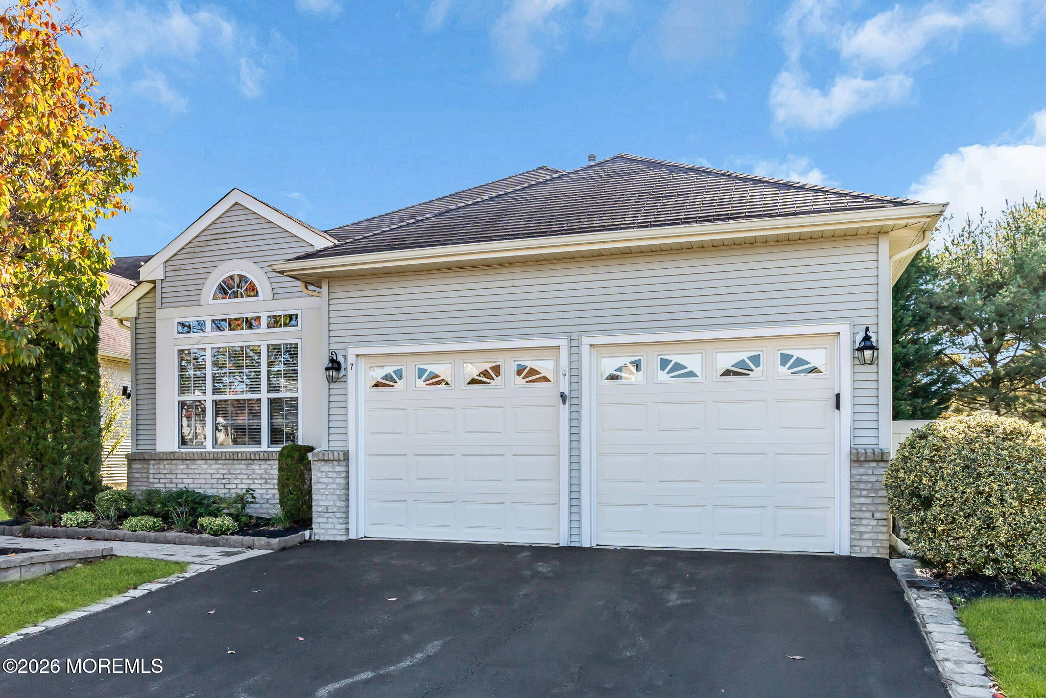7 Valencia Drive