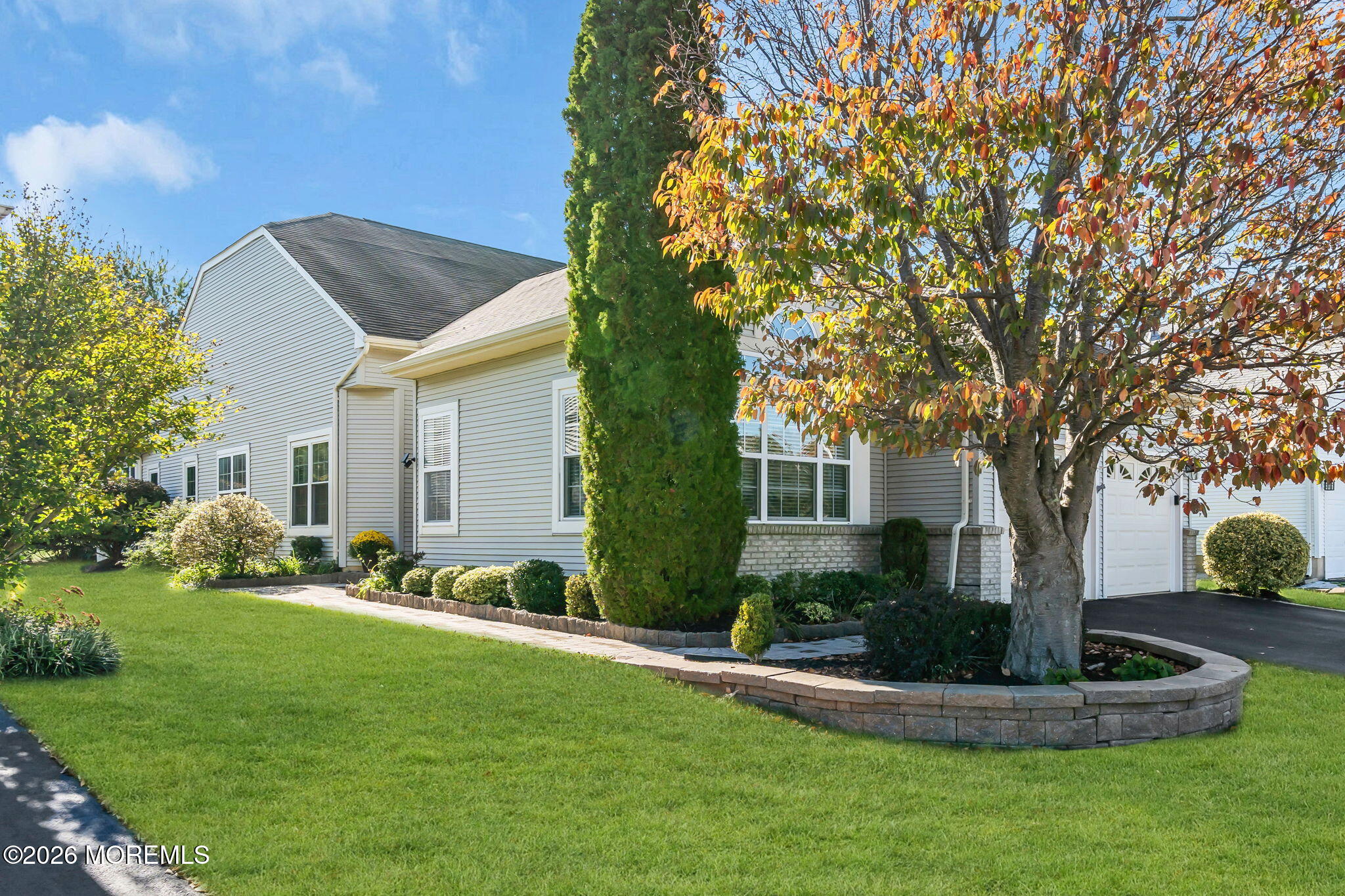 7 Valencia Drive