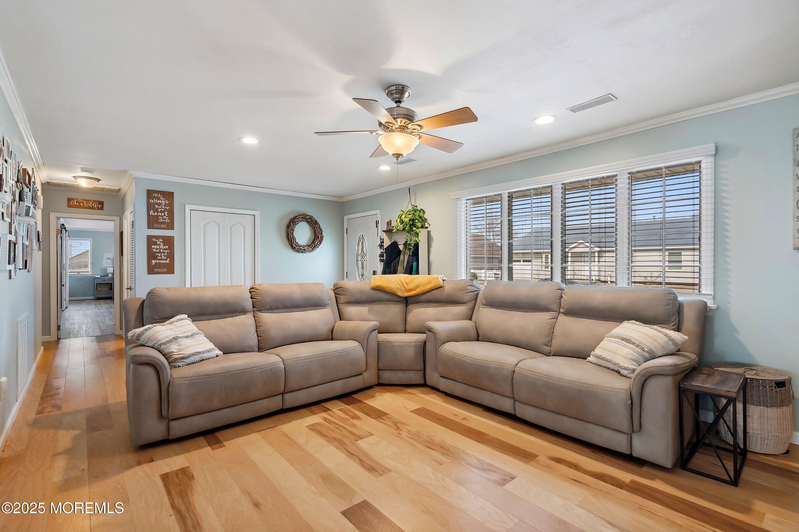 833 Windward Drive, Forked River, New Jersey image 6