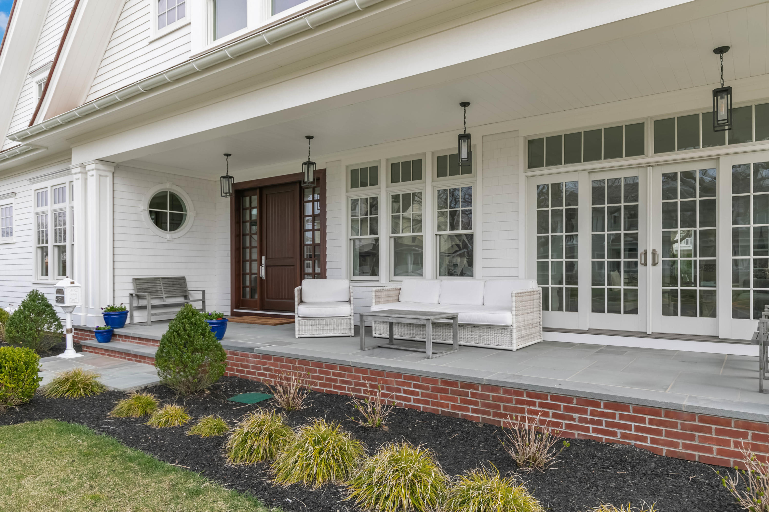 27 Tuttle Avenue