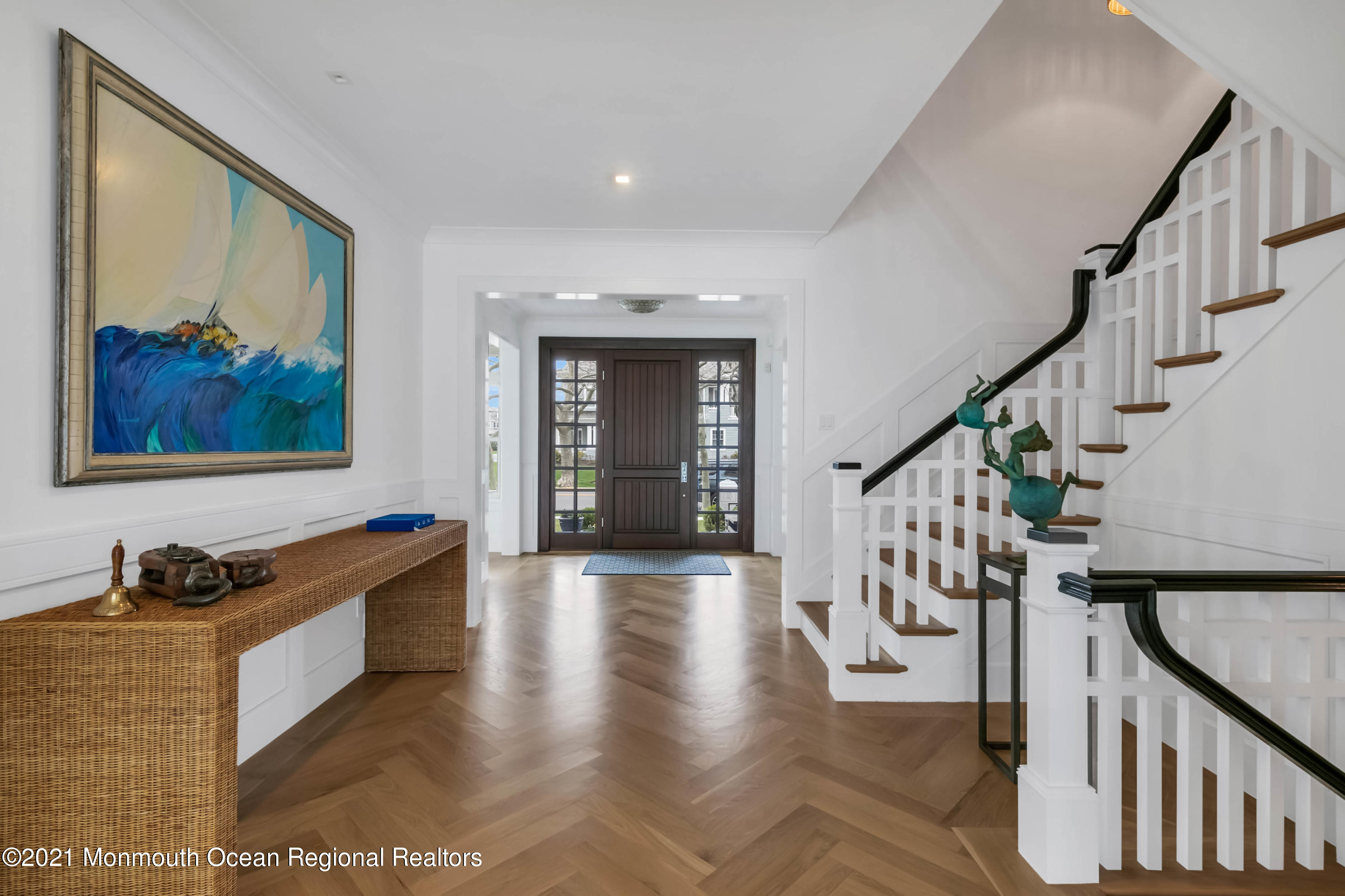 27 Tuttle Avenue