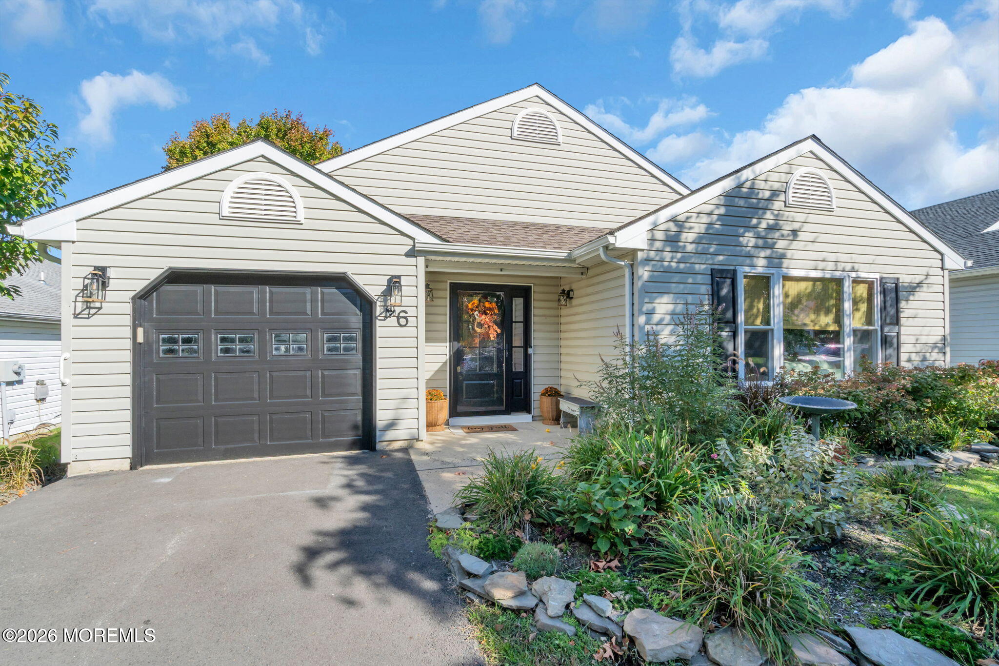 6 Cottontail Drive