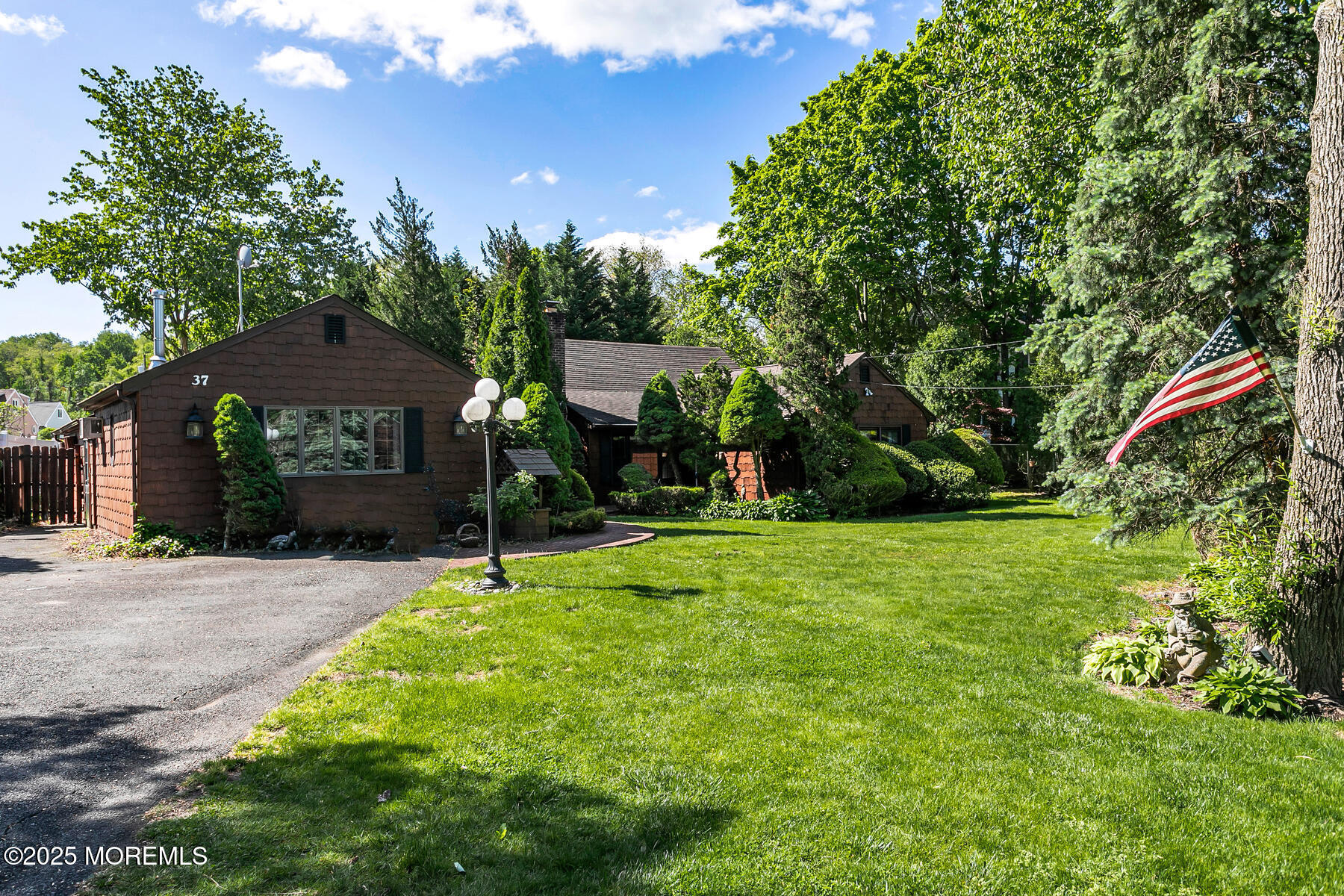 37 Swartzel Drive
