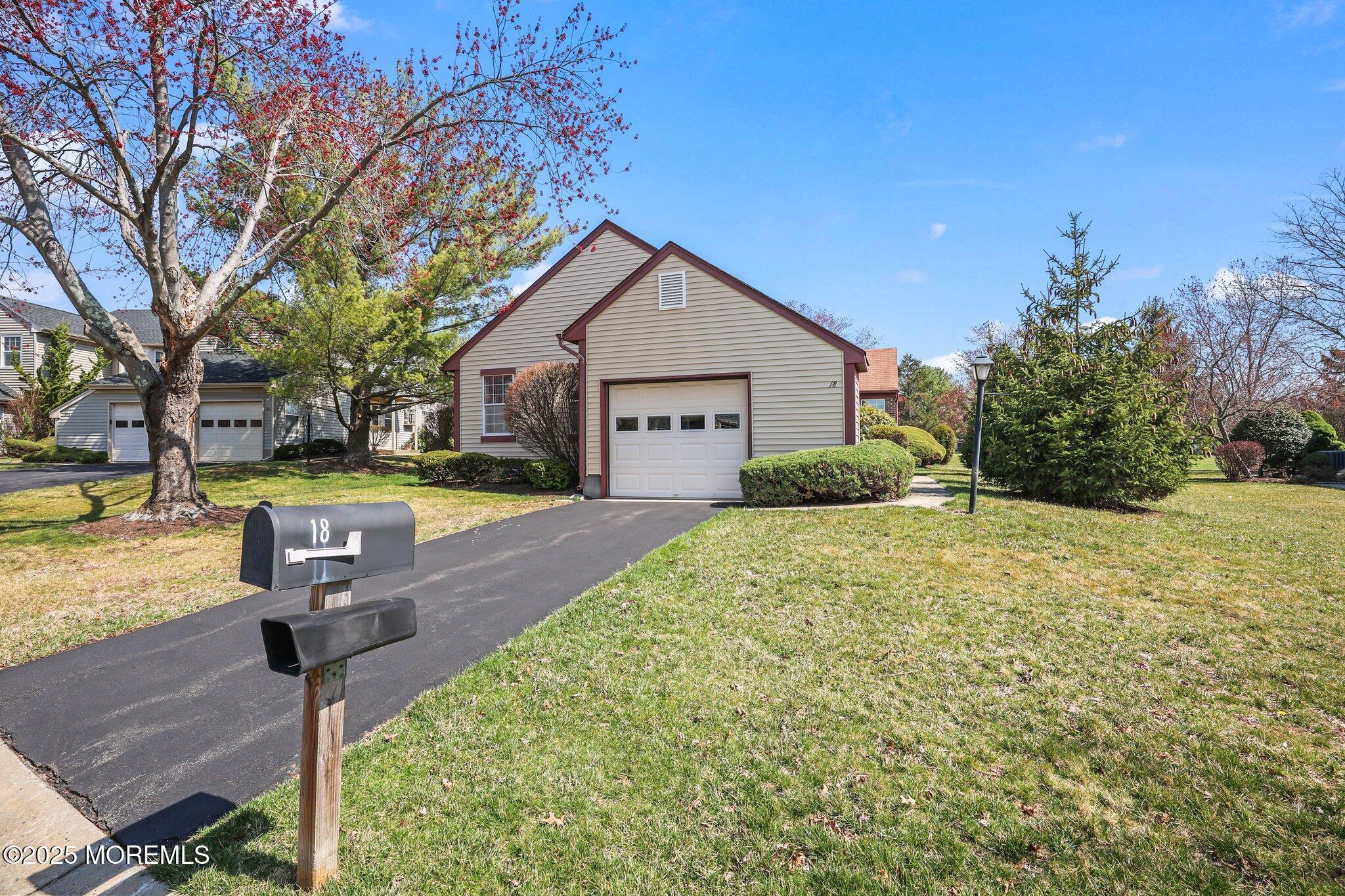 18 Yorkshire Drive, Monroe Township, New Jersey image 3