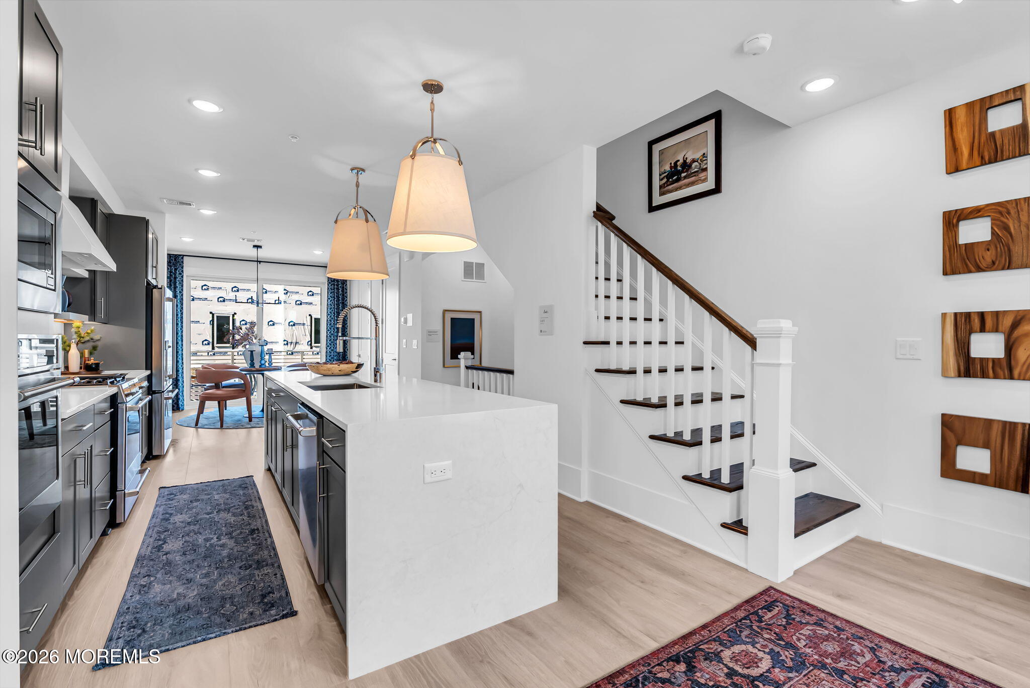 1605 Kingsley Street 4