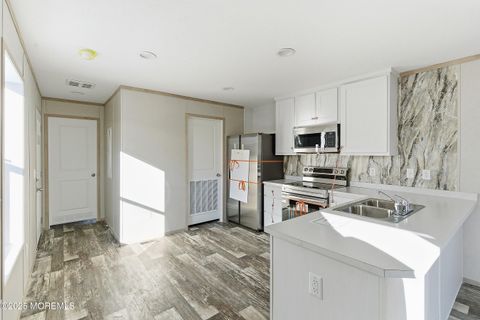 20 Marcia Memorial Circle Jackson NJ 08527