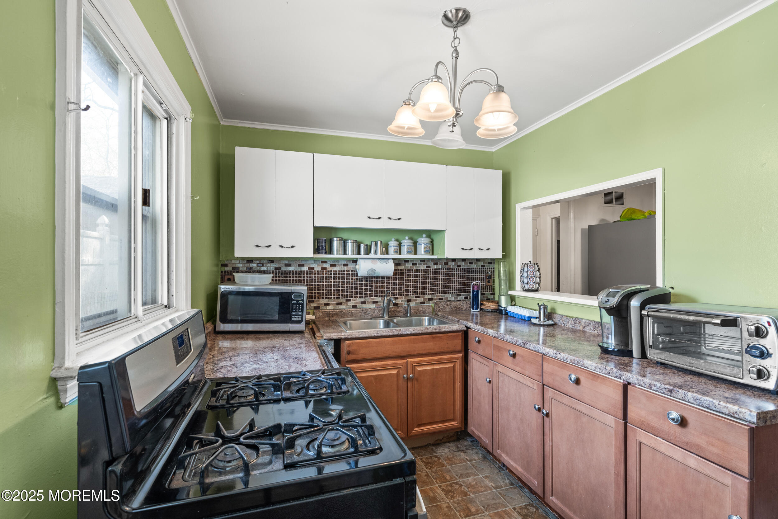 185 Pinecrest Road, Oakhurst, New Jersey image 11