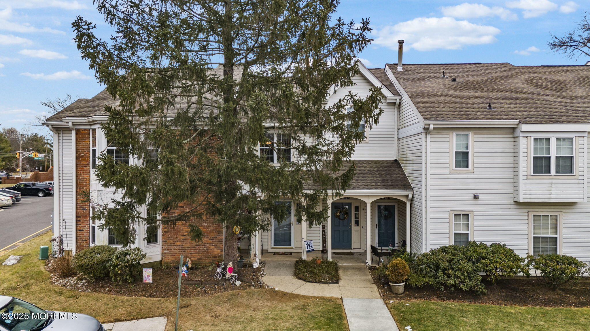 324 Tulip Lane, Freehold, New Jersey image 2