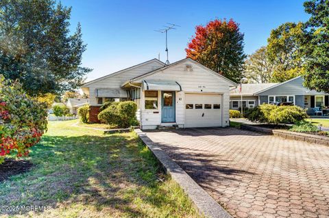 Photo of 49 Green Drive, Toms River, NJ 08755 (MLS # 22531629)