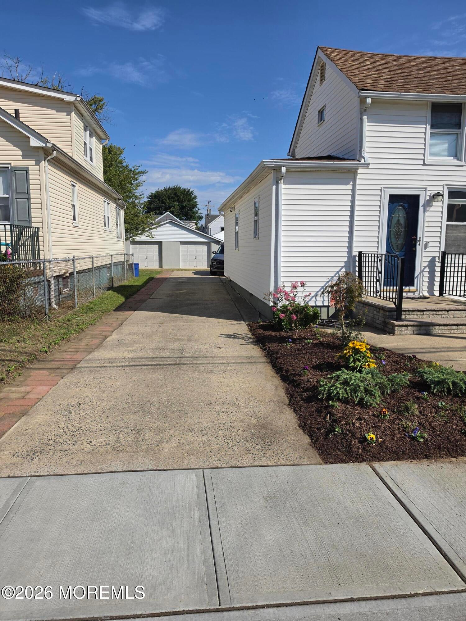 163 2nd Street