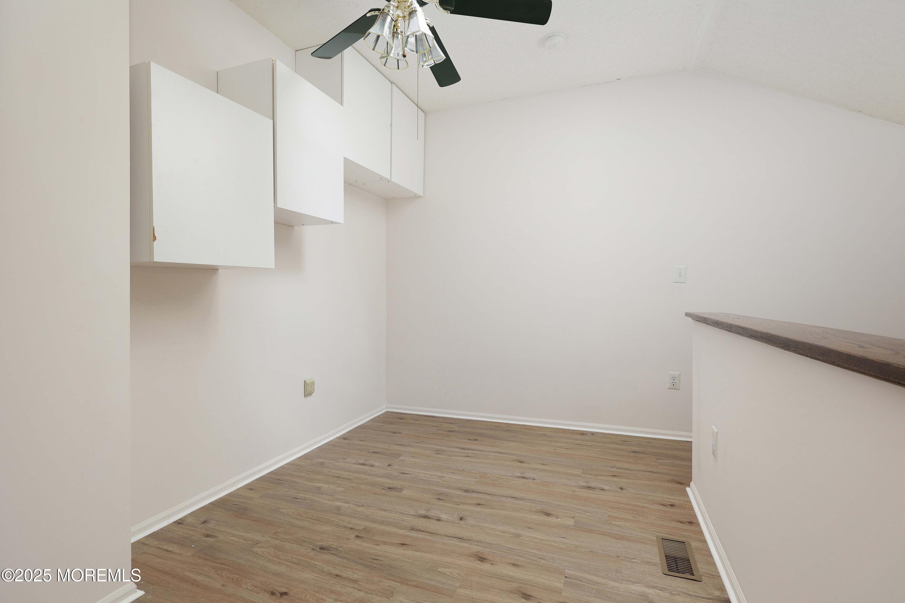 48 Richmond Court, Tinton Falls, New Jersey image 15