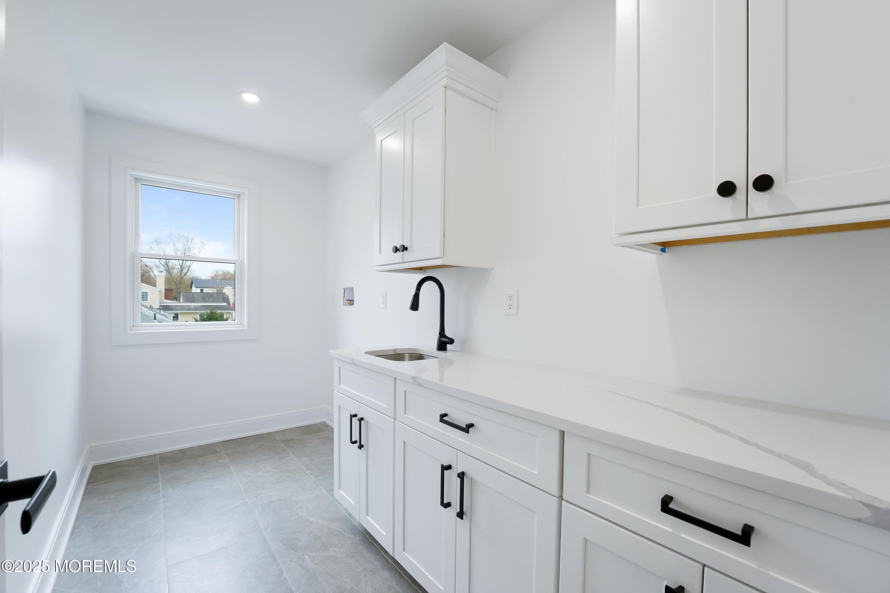 806 Arbor Road, Paramus, New Jersey image 20
