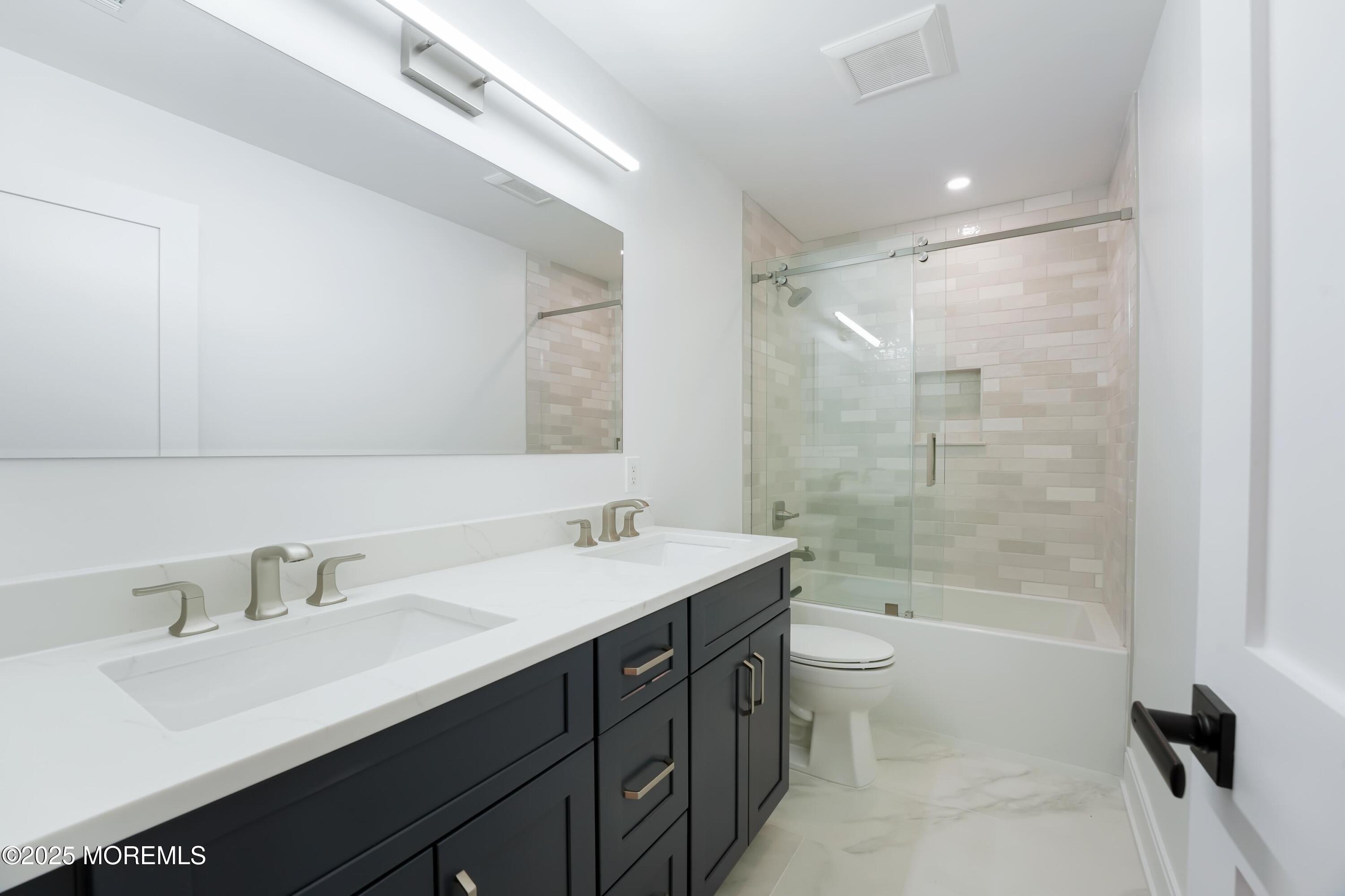 806 Arbor Road, Paramus, New Jersey image 19