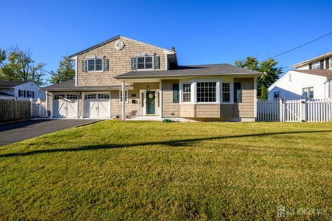 Photo of 41 Wilson Drive, Fords, NJ 08863 (MLS # 22632698)