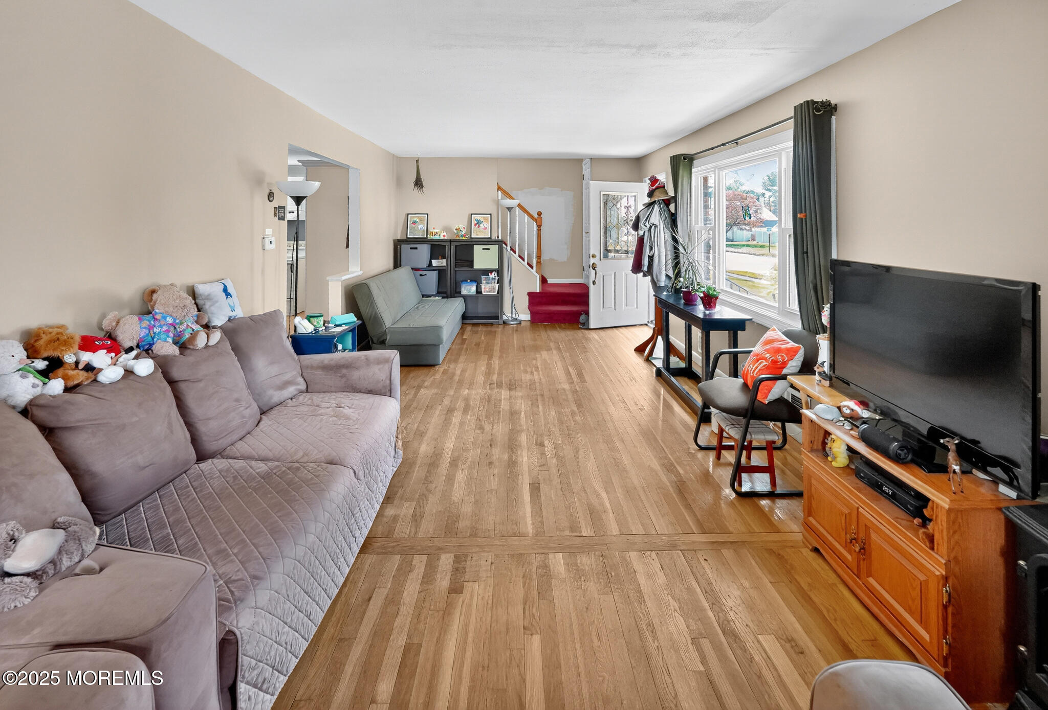 27 Runyon Avenue