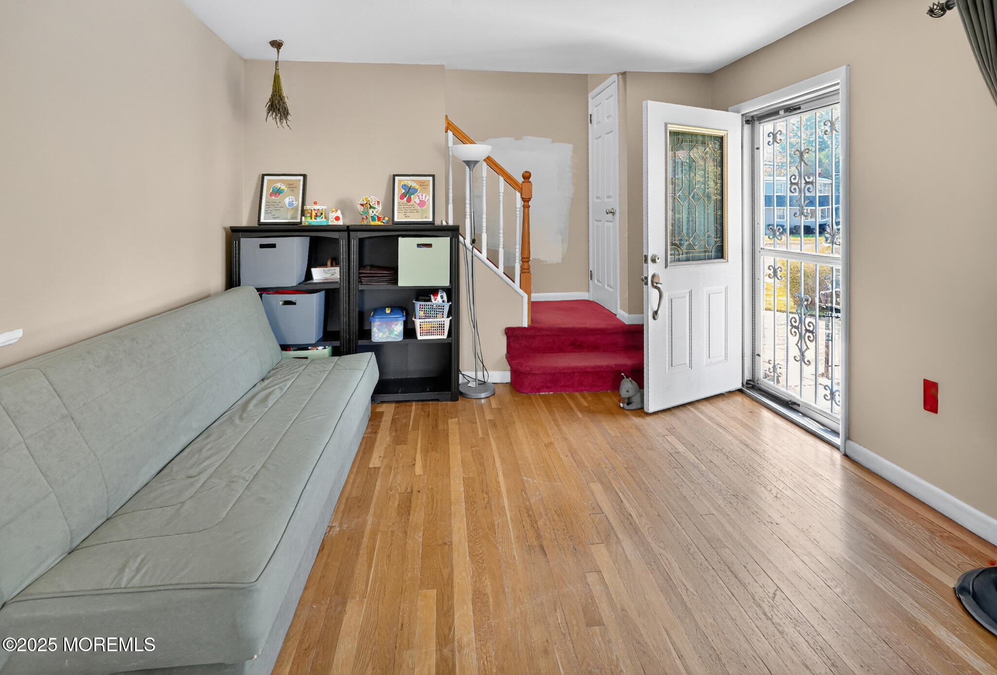 27 Runyon Avenue