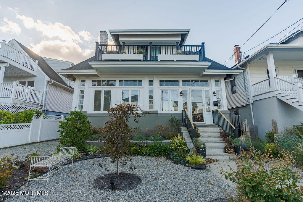 25 Shrewsbury Avenue