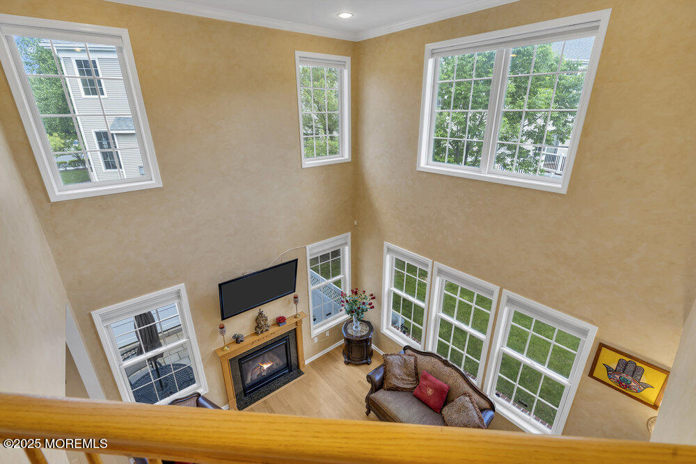 7 Hummingbird Drive, Manalapan, New Jersey image 21