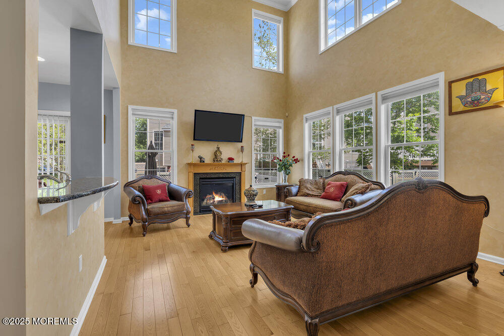 7 Hummingbird Drive, Manalapan, New Jersey image 7