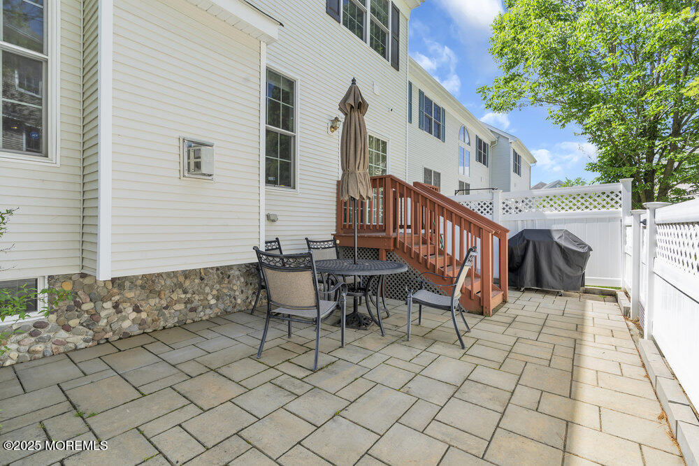7 Hummingbird Drive, Manalapan, New Jersey image 35