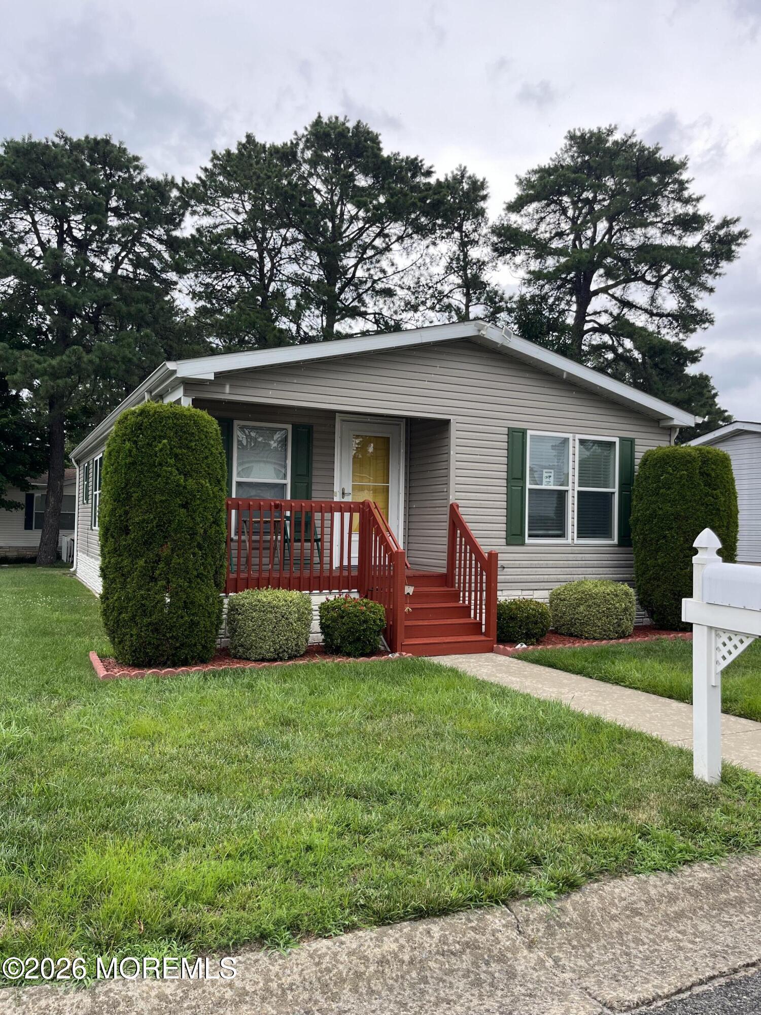 304 Kenwood Court