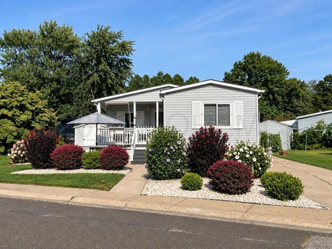 Mobile Home For Sale - 13 Judith Way<br/> Jackson, NJ 08527