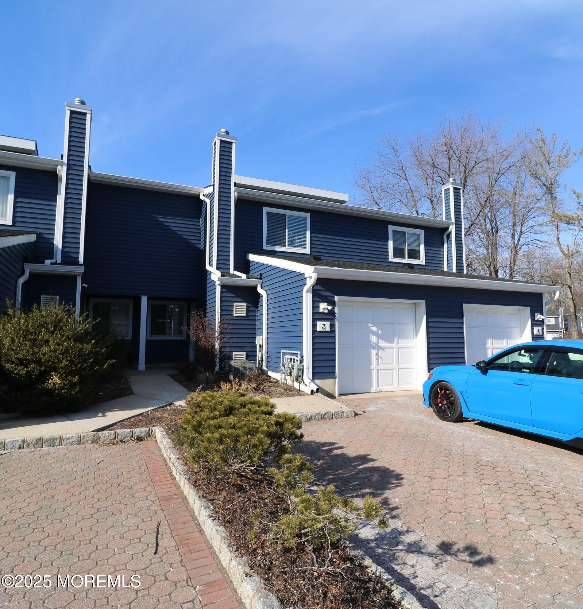 3 Rambling Meadow Court, Tinton Falls, New Jersey image 1