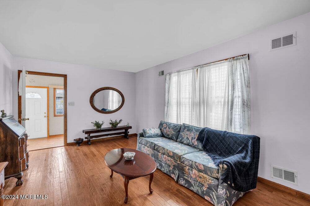 1823 Briarwood Terrace, Belmar, New Jersey image 14