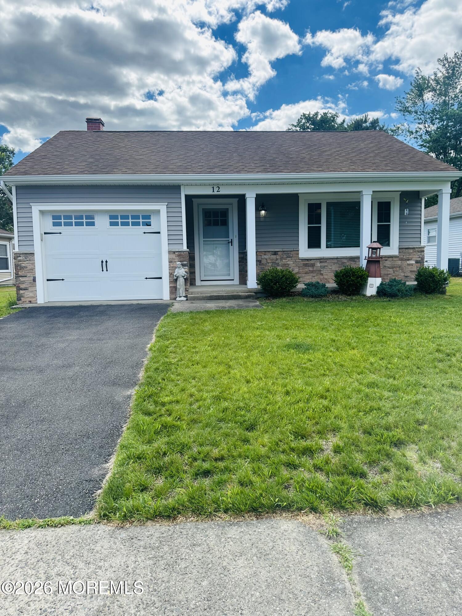 Photo 1 of 22 — 12 Manitoba Court, Toms River, NJ 08757