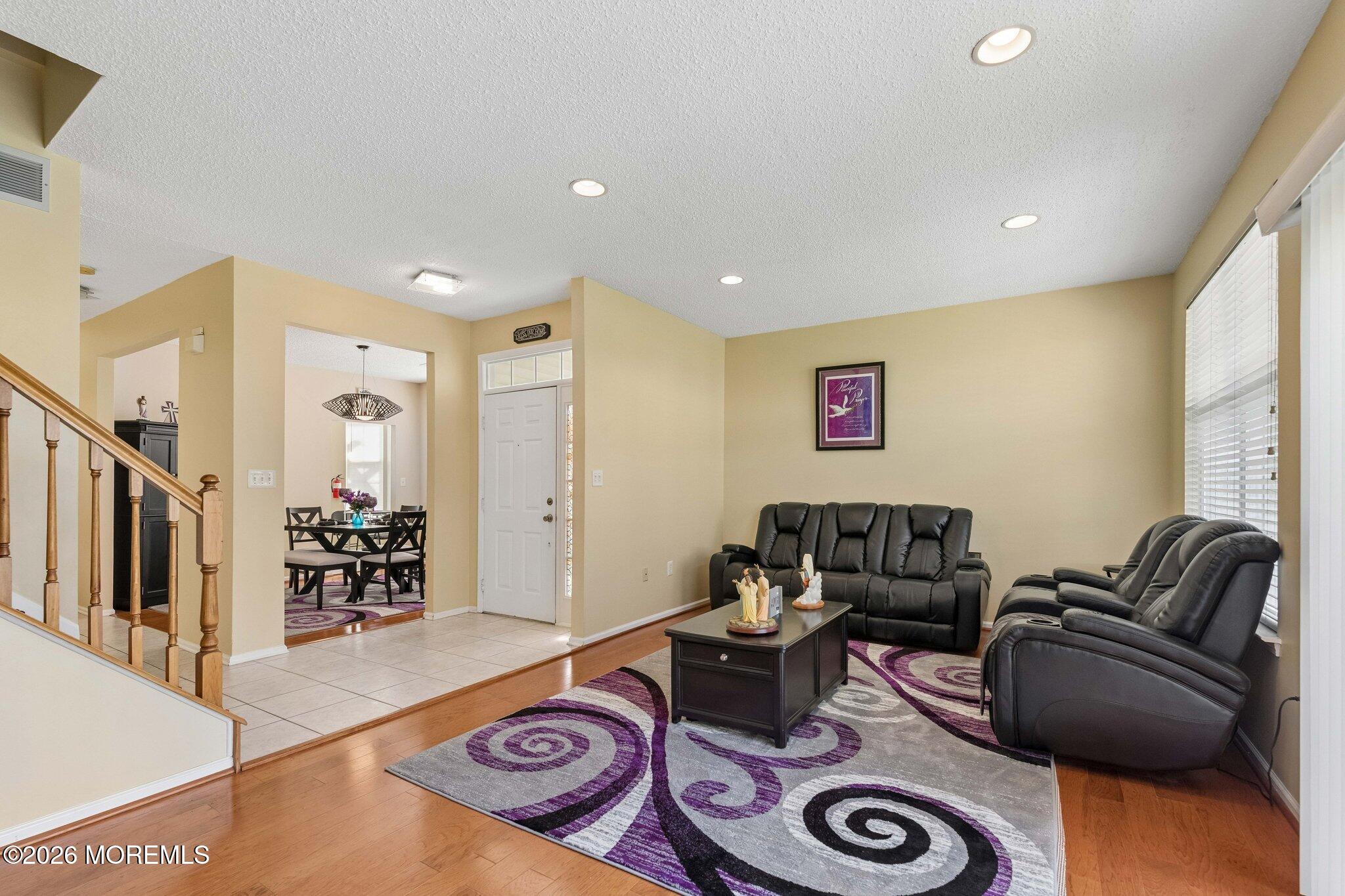 88 Austin Street 330
