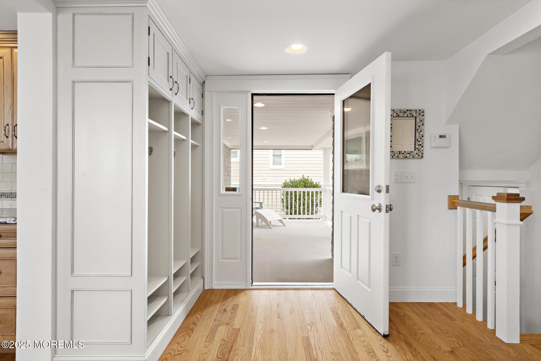 18 W Ryerson Lane
