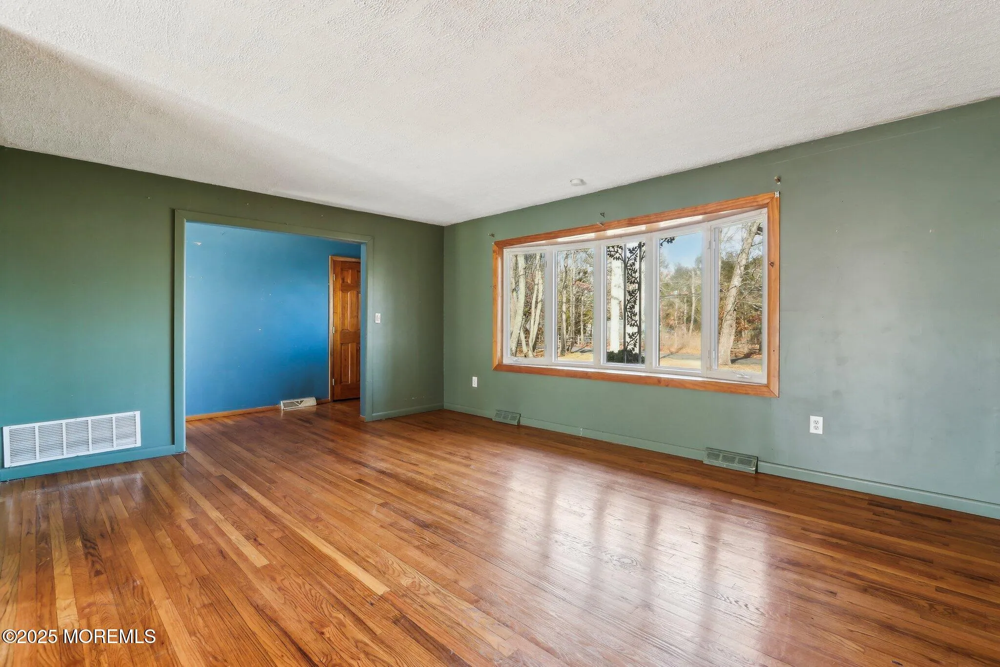 Jackson, New Jersey 08527, United States, 3 Bedrooms Bedrooms, ,1 BathroomBathrooms,Residential,Pending,5192