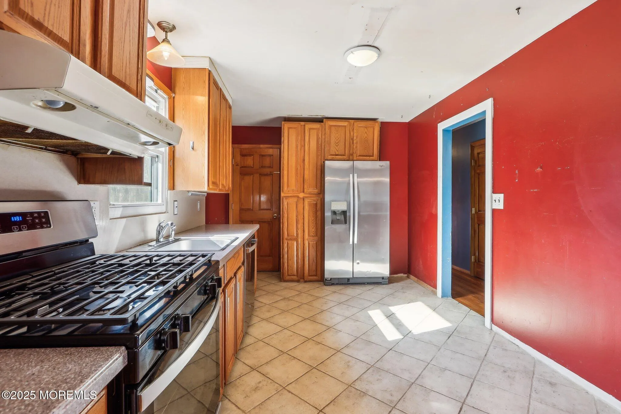 Jackson, New Jersey 08527, United States, 3 Bedrooms Bedrooms, ,1 BathroomBathrooms,Residential,Pending,5192