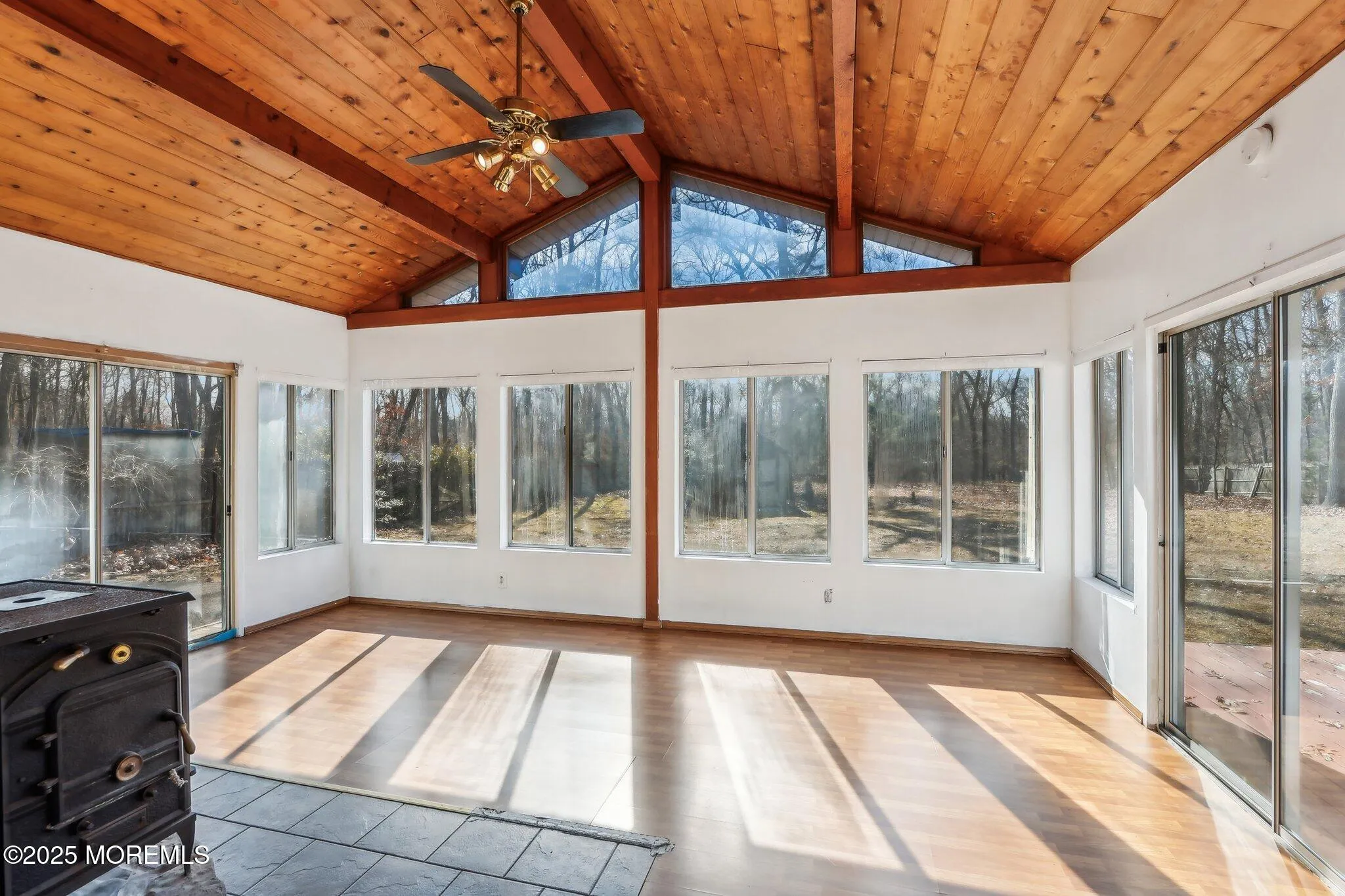 Jackson, New Jersey 08527, United States, 3 Bedrooms Bedrooms, ,1 BathroomBathrooms,Residential,Pending,5192