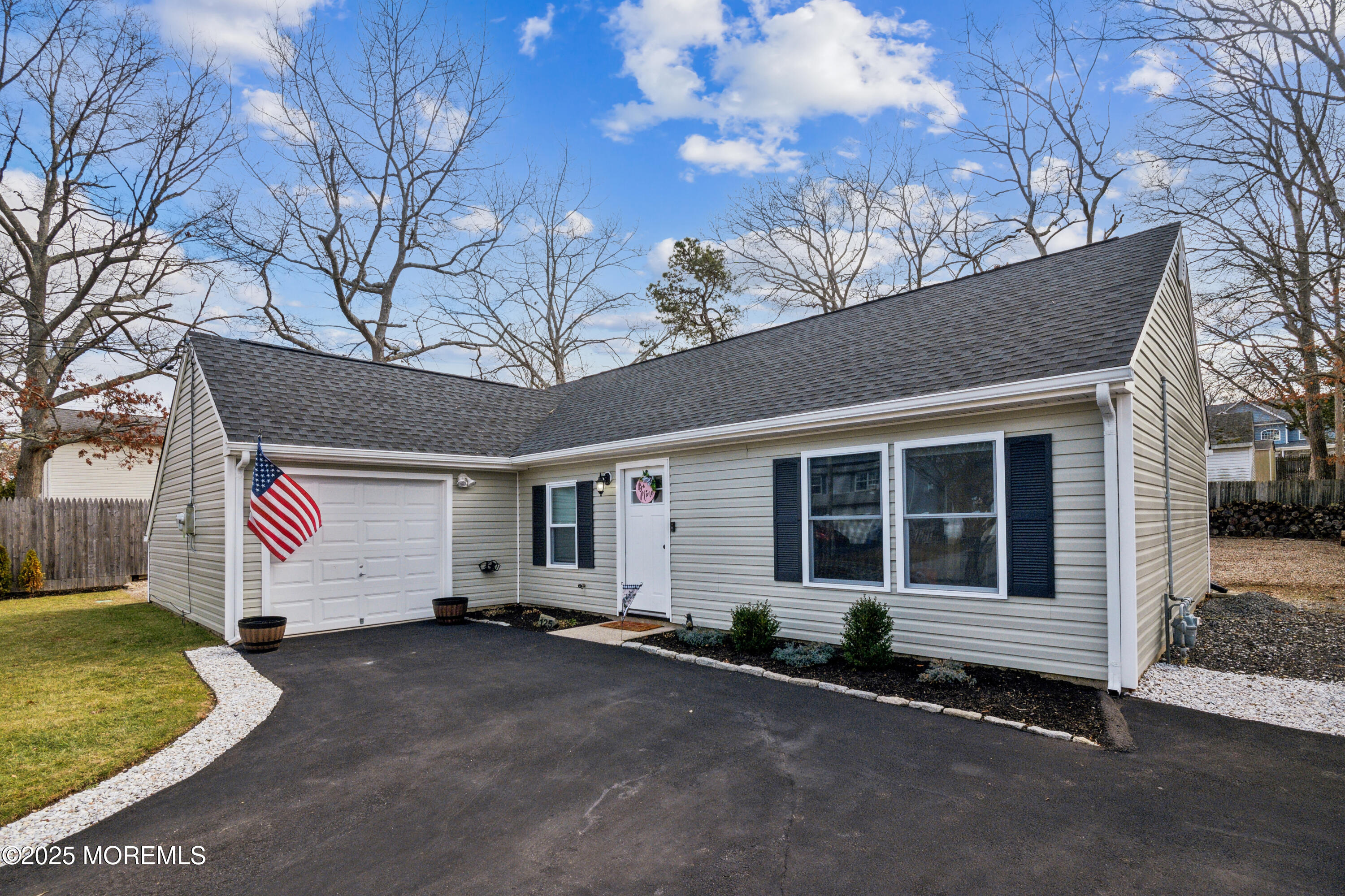 125 Torpedo Road, Manahawkin, New Jersey image 1