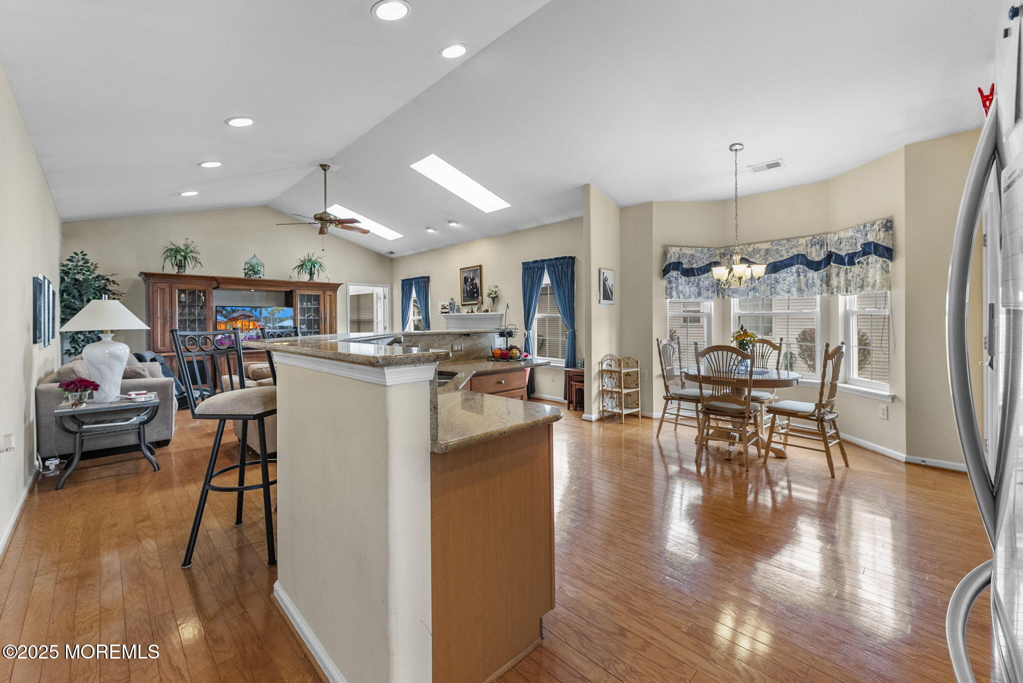637 Barnegat Boulevard, Beachwood, New Jersey image 3