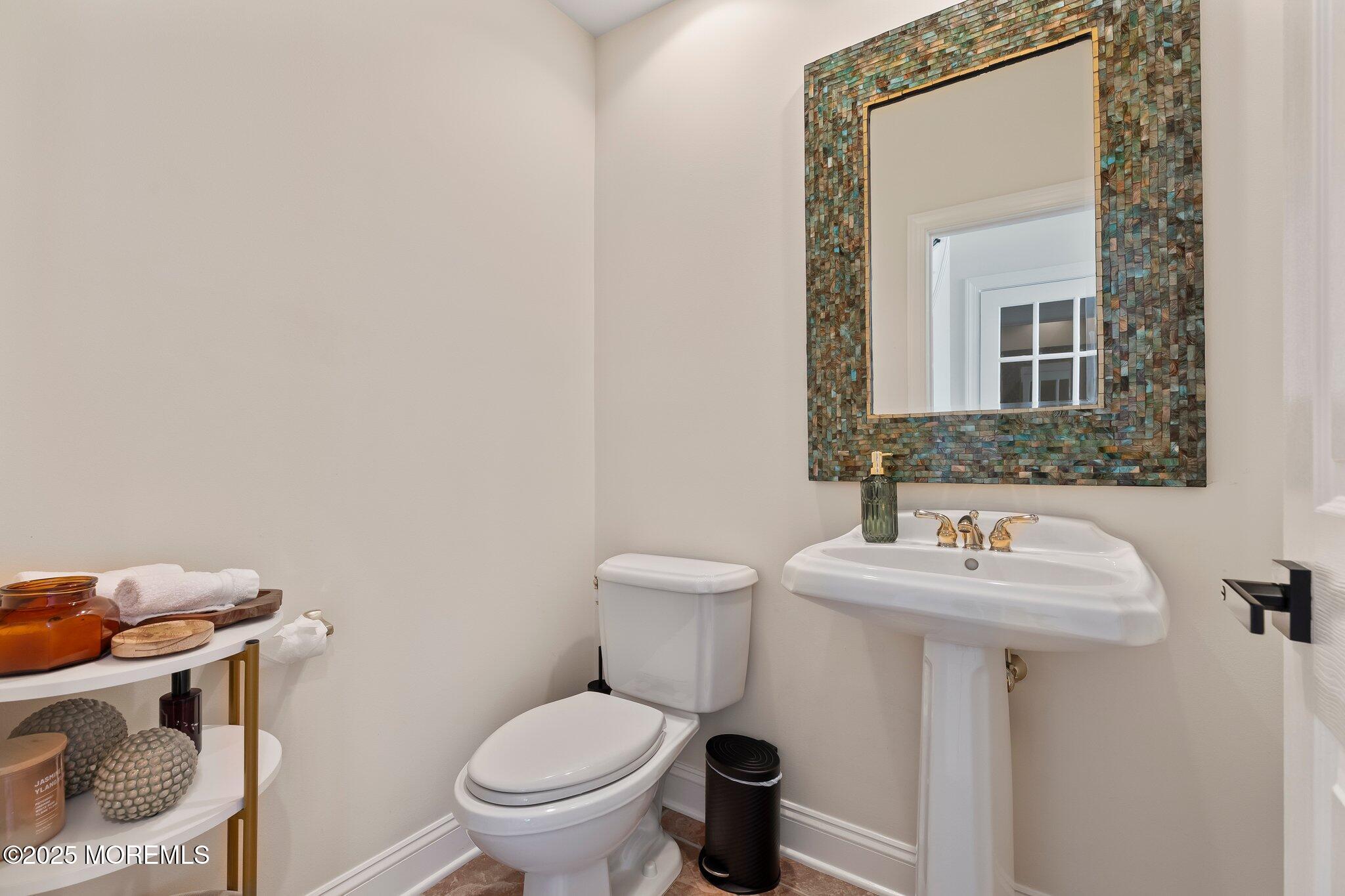 16 Huxley Court, Marlboro, New Jersey image 9