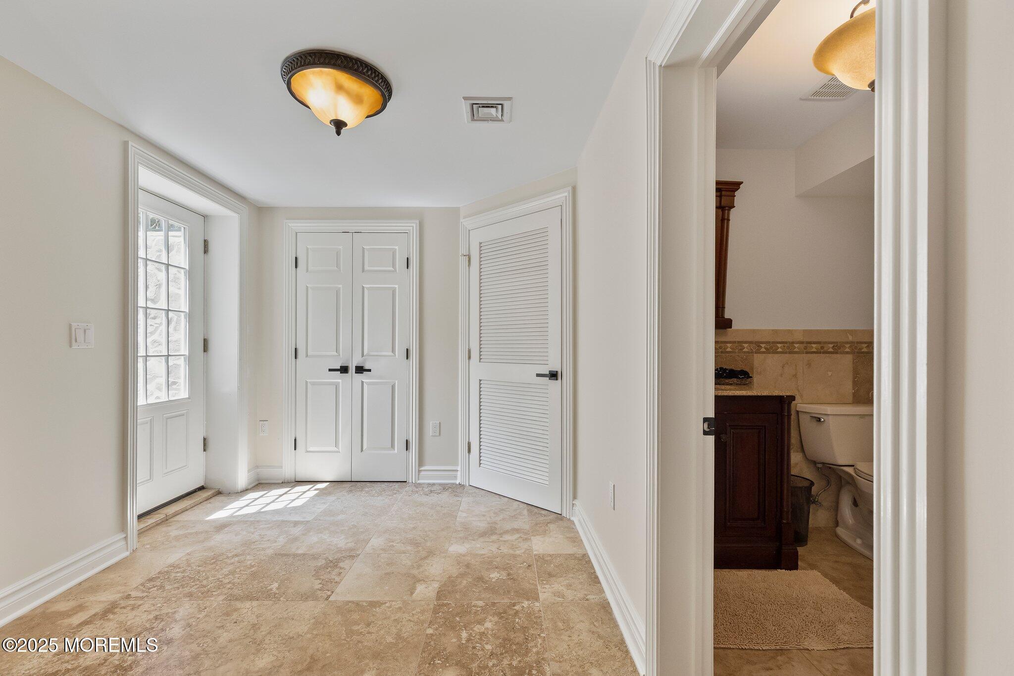 16 Huxley Court, Marlboro, New Jersey image 49
