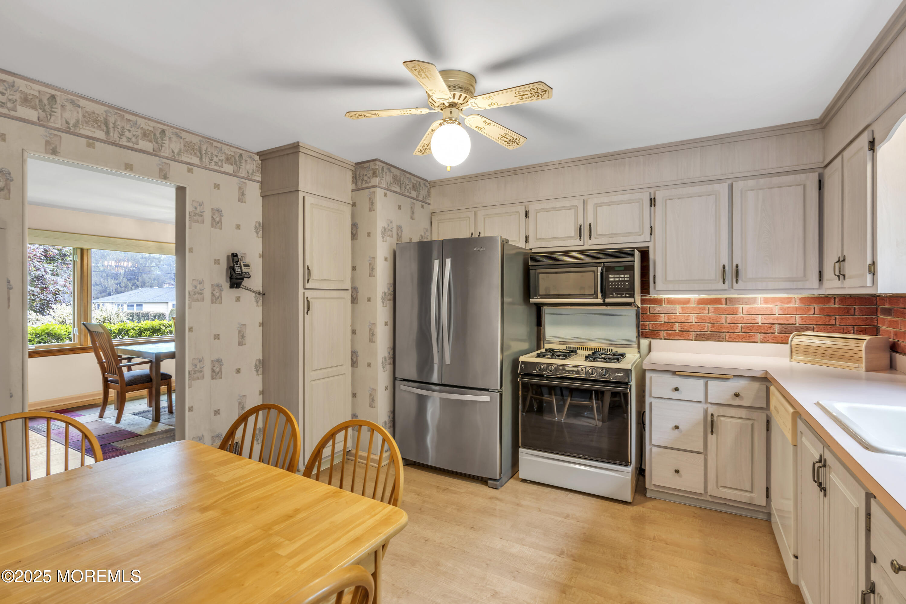 11 Westwood Drive, Lincroft, New Jersey image 24