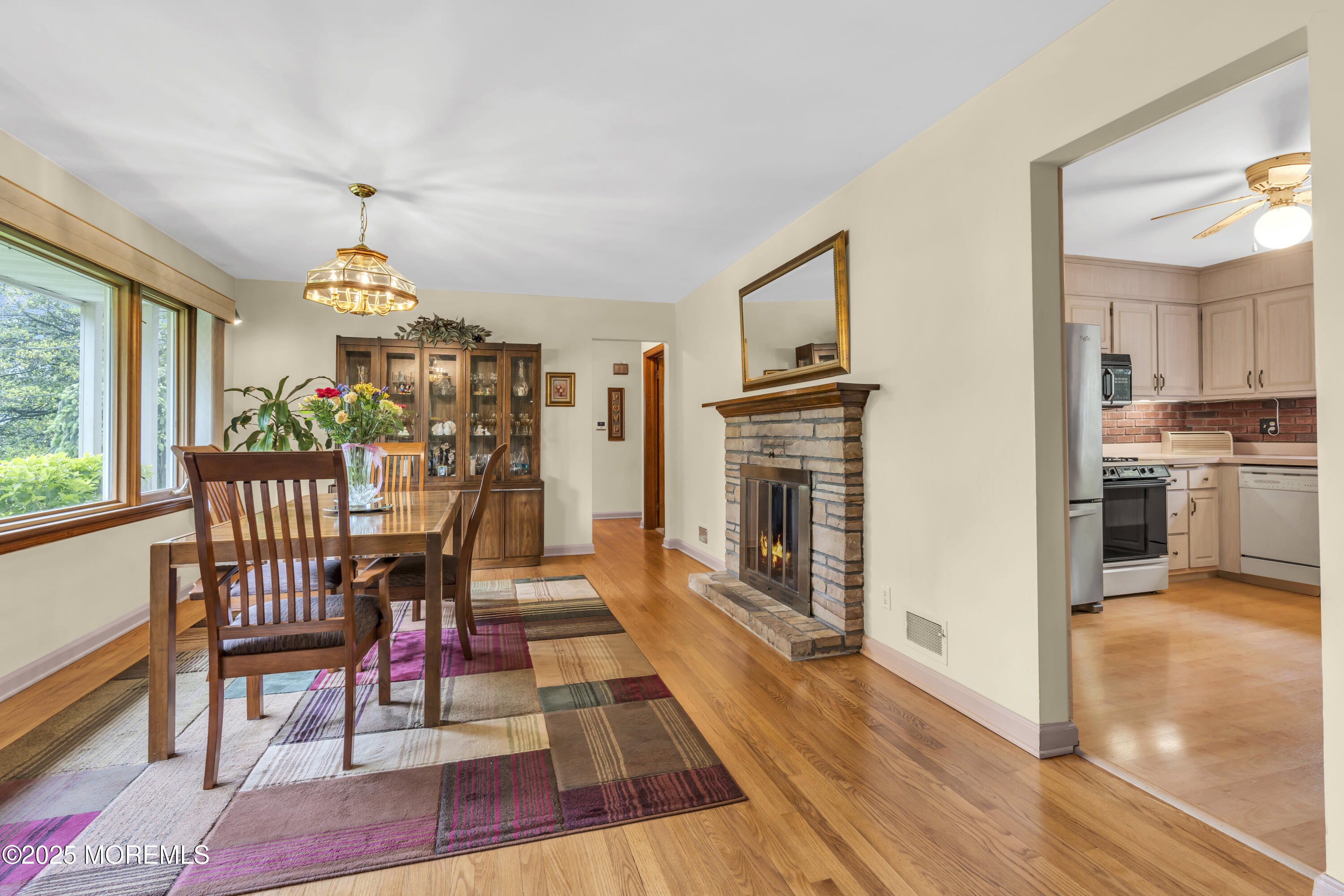 11 Westwood Drive, Lincroft, New Jersey image 14