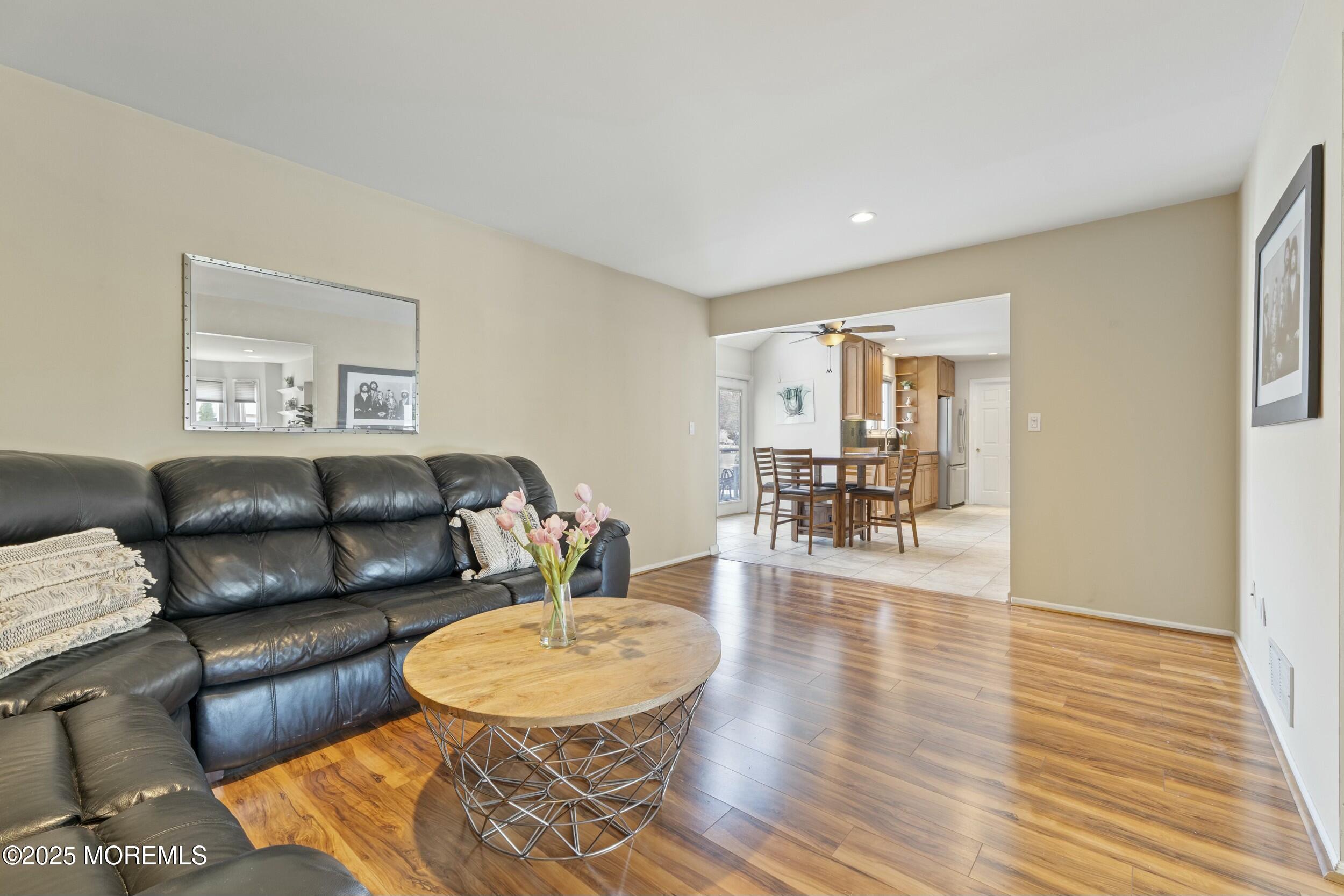 31 Mariposa Place, Old Bridge, New Jersey image 15