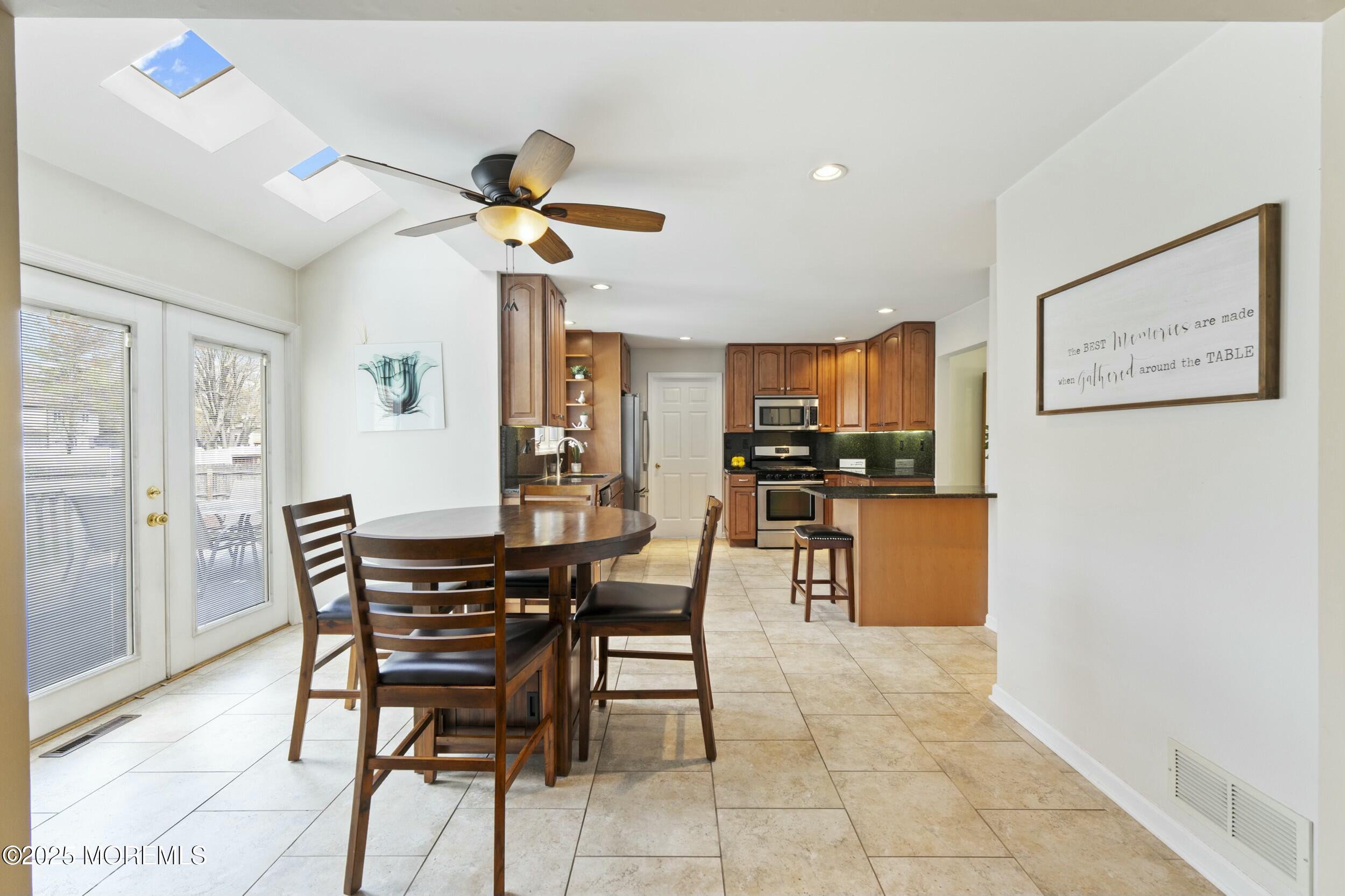 31 Mariposa Place, Old Bridge, New Jersey image 13