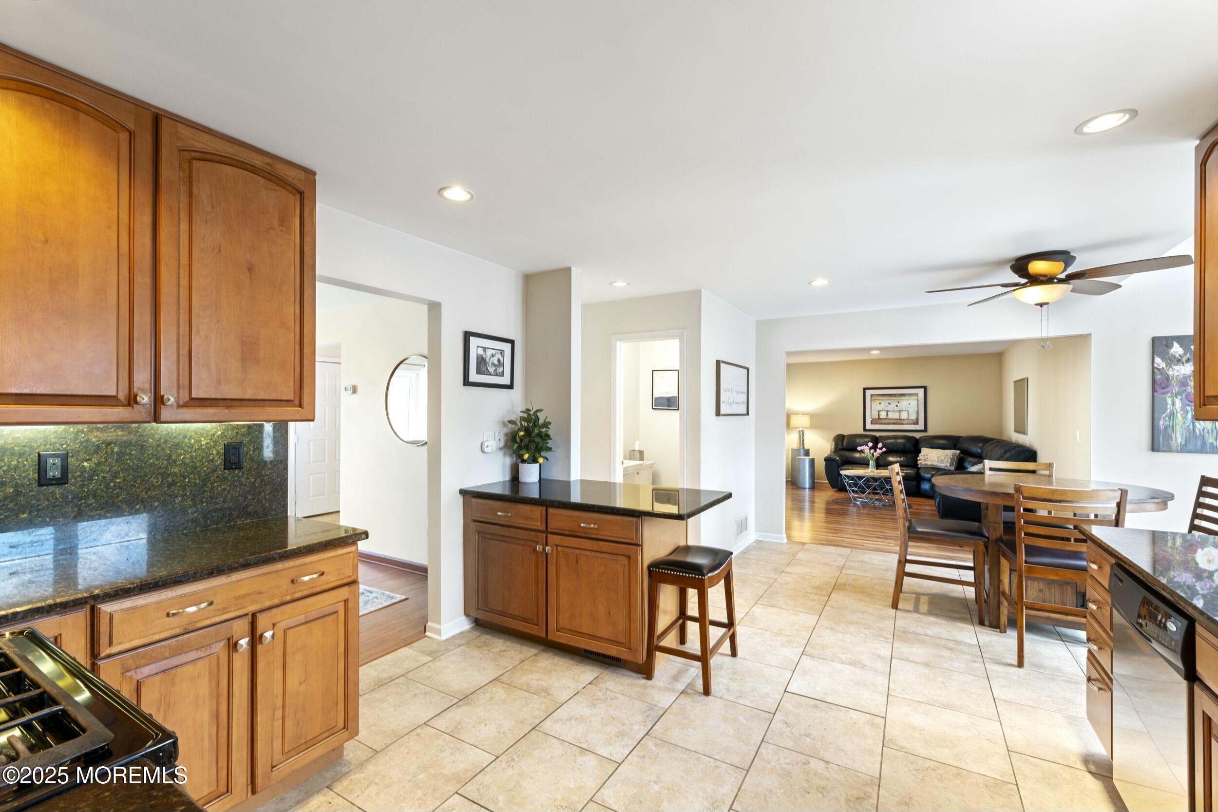 31 Mariposa Place, Old Bridge, New Jersey image 11