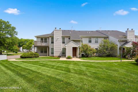 Condo For Sale - 394 Hampton Place<br/> Monmouth County, Morganville, NJ 07751