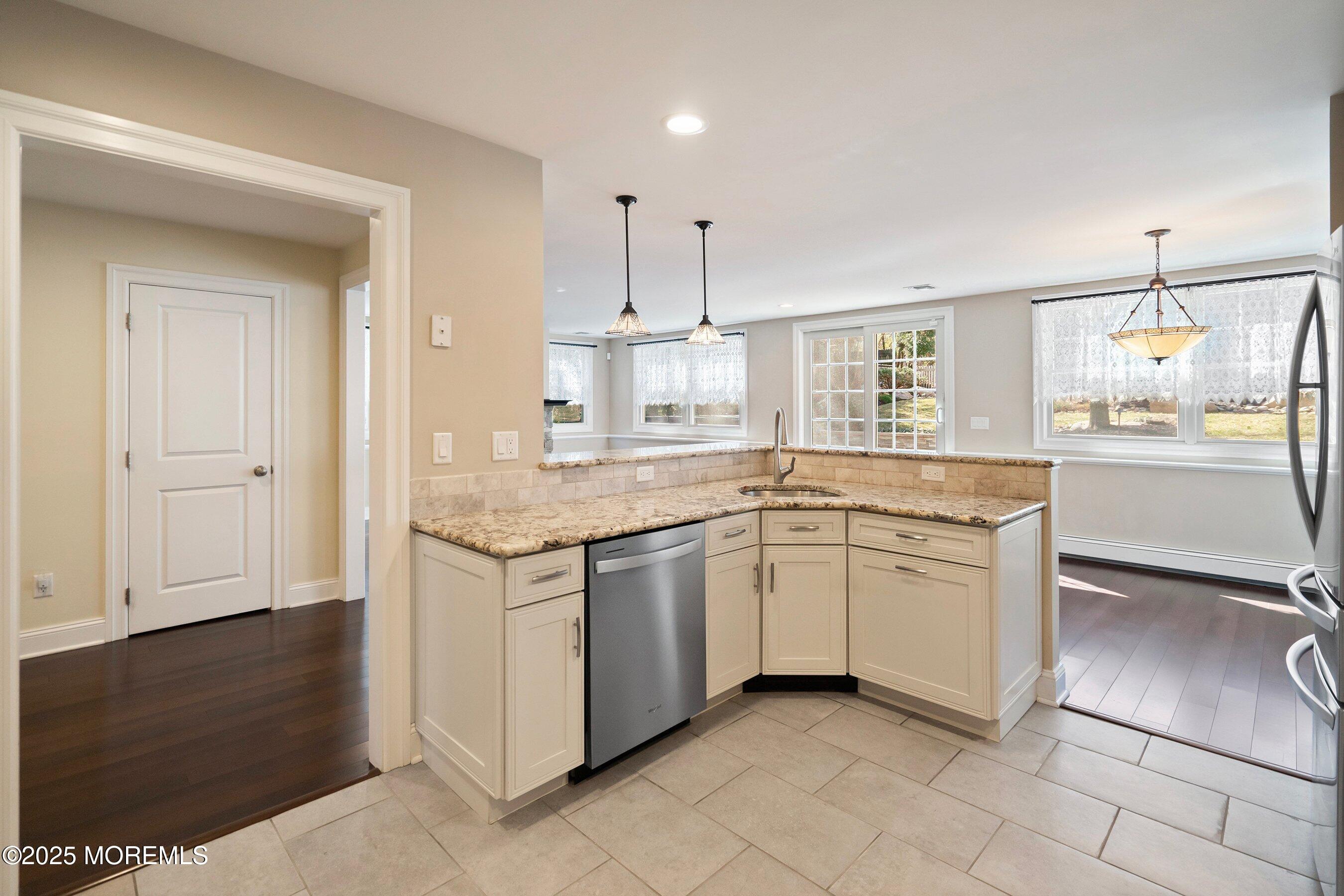 43 Powell Avenue, Atlantic Highlands, New Jersey image 24