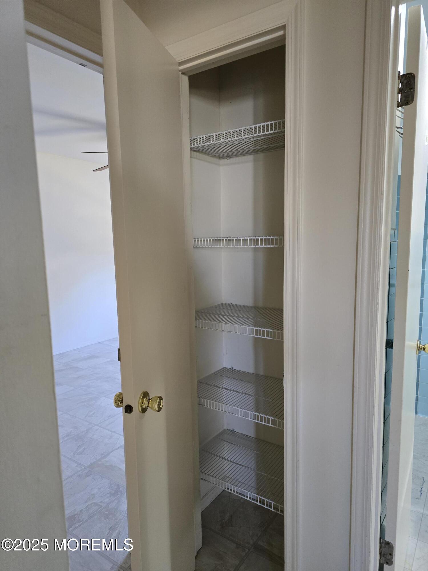 14 Banning Court, Toms River, New Jersey image 13
